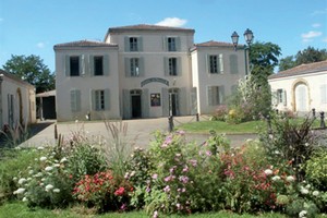 image : Château de Nahuques - Mont de Marsan
