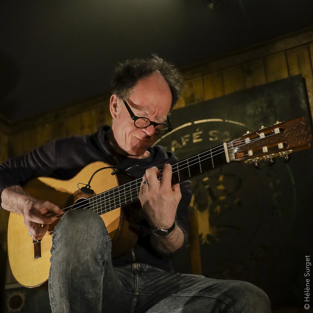 image : Guitariste Jules Thevenot - Mediatheque du Marssan